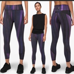 Lululemon In Movement Tight 25" *Spray Dye Everlux size 6 NWOT